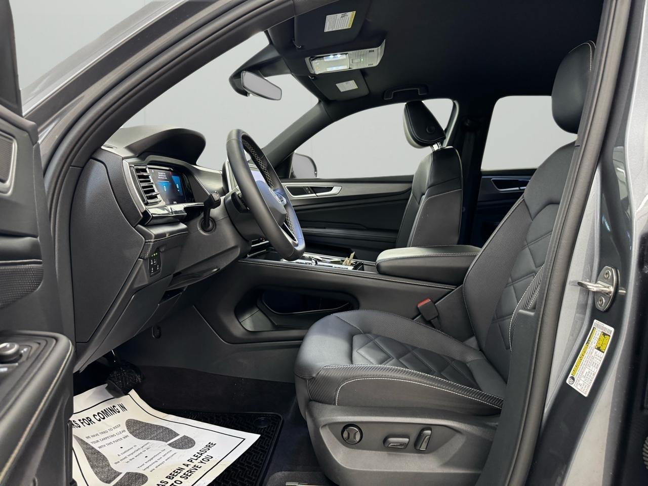 Volkswagen Atlas Cross Sport 2.0T SE w/Technology 4MOTION 2024