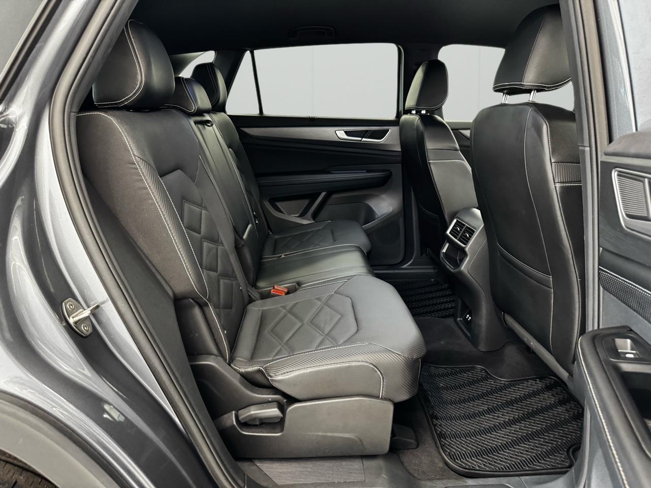 Volkswagen Atlas Cross Sport 2.0T SE w/Technology 4MOTION 2024