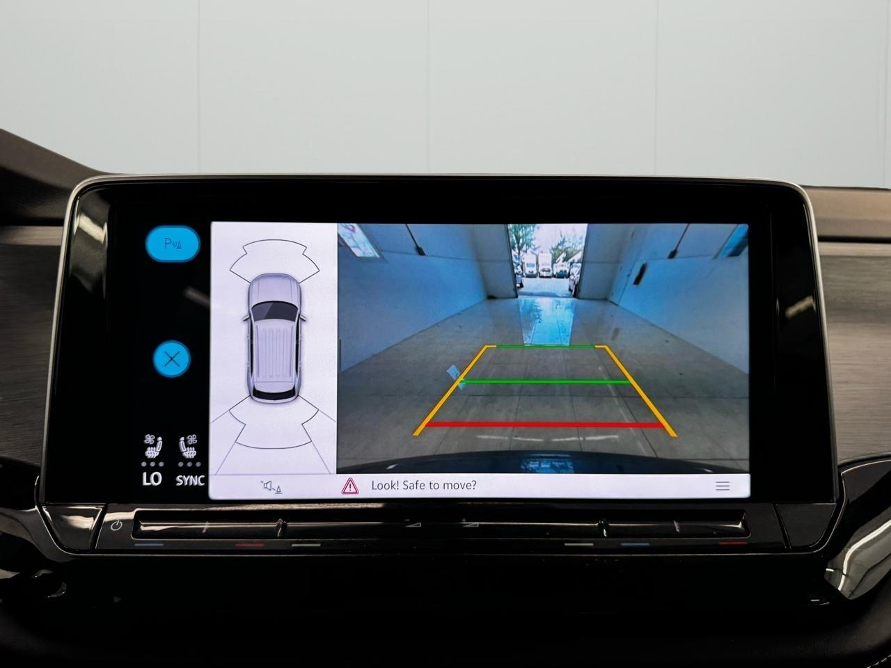 Volkswagen Atlas Cross Sport 2.0T SE w/Technology 4MOTION 2024