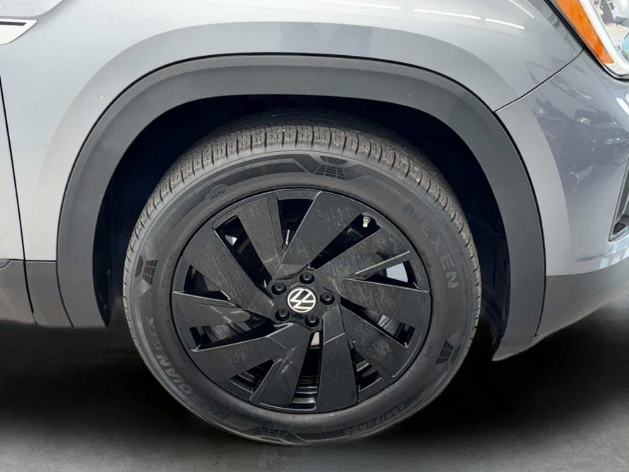 Volkswagen Atlas Cross Sport 2.0T SE w/Technology 4MOTION 2024