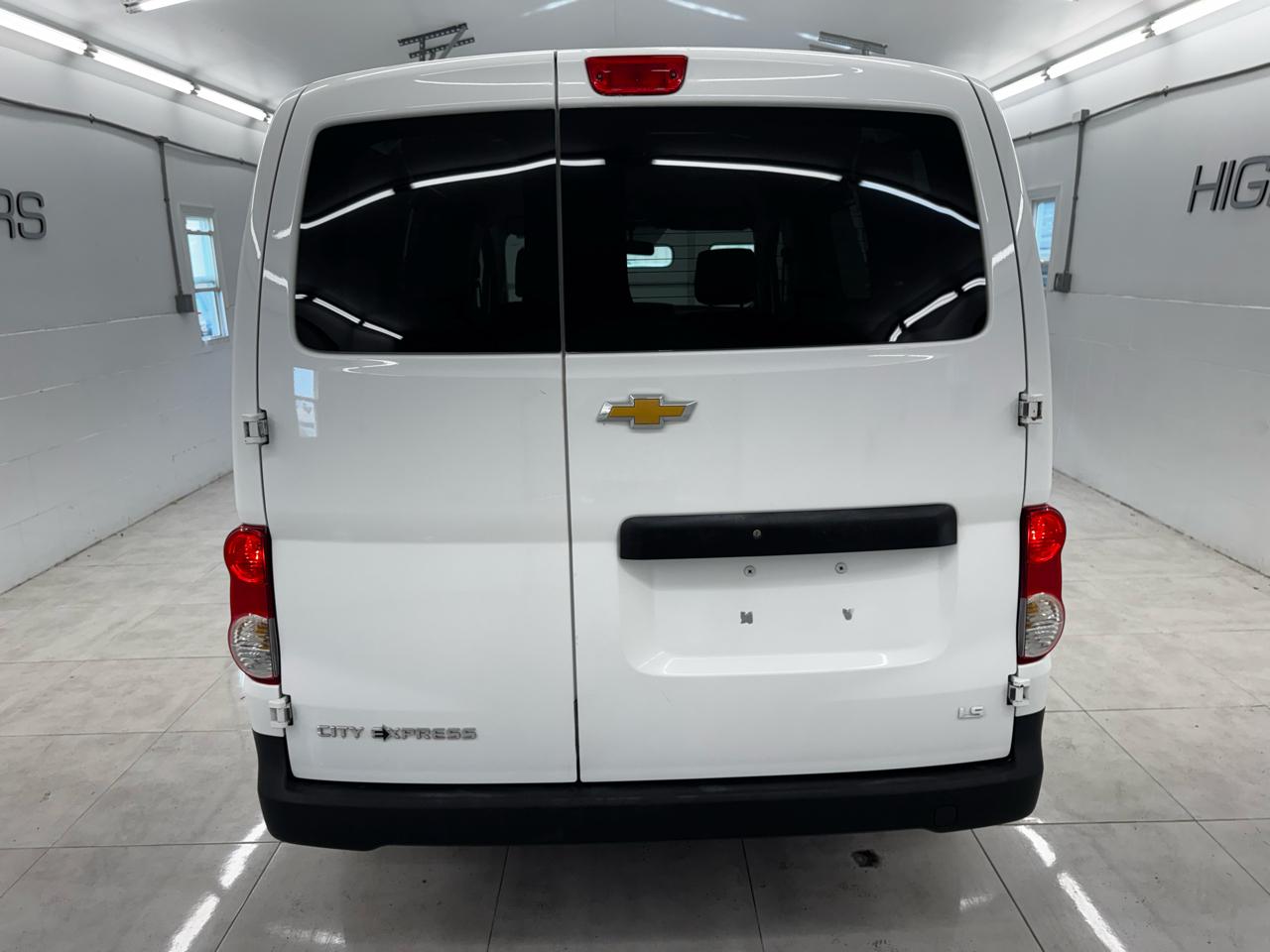 Chevrolet City Express Cargo Van FWD 115" LS 2015