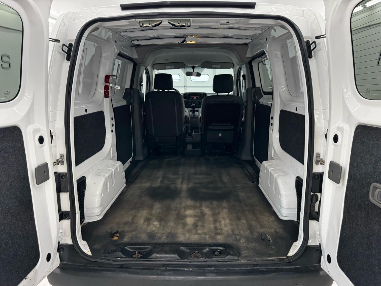 Chevrolet City Express Cargo Van FWD 115" LS 2015