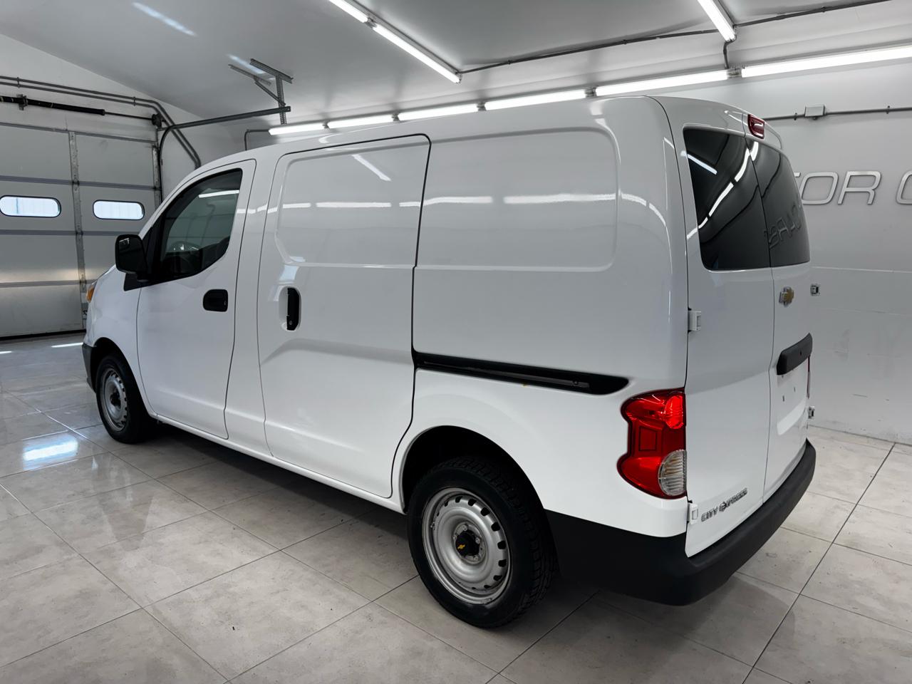 Chevrolet City Express Cargo Van FWD 115" LS 2015