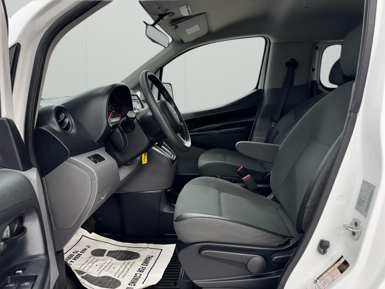 Chevrolet City Express Cargo Van FWD 115" LS 2015