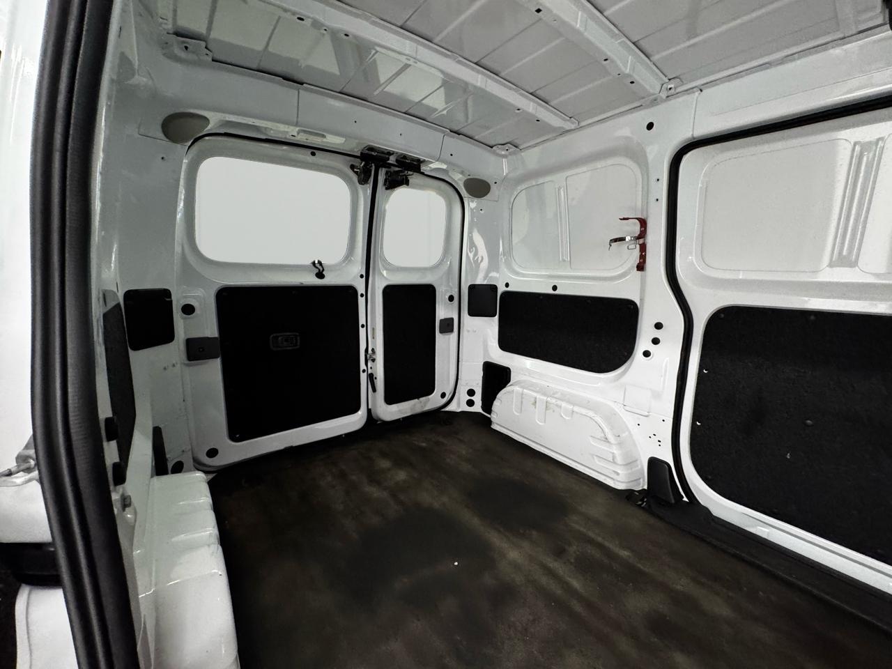 Chevrolet City Express Cargo Van FWD 115" LS 2015