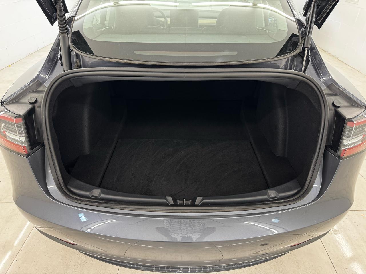 Tesla Model 3 RWD 2023