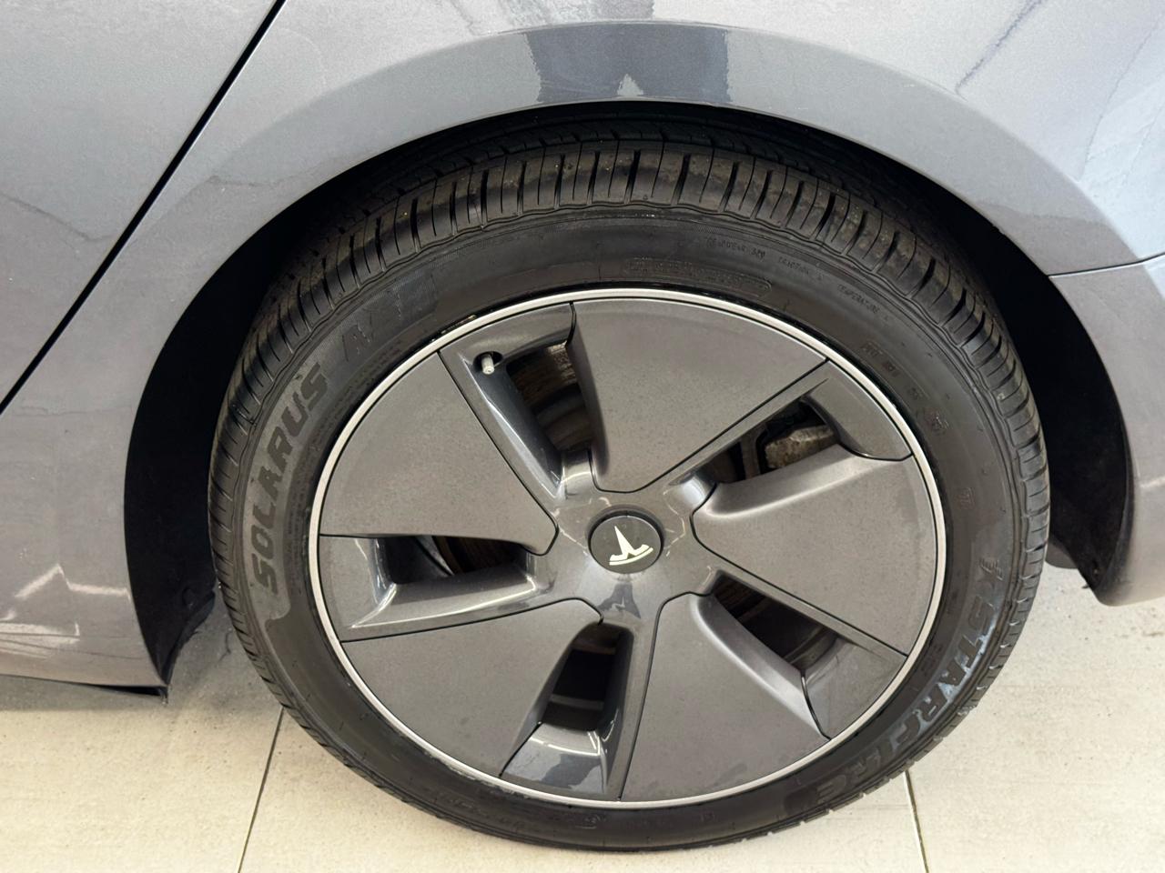 Tesla Model 3 RWD 2023