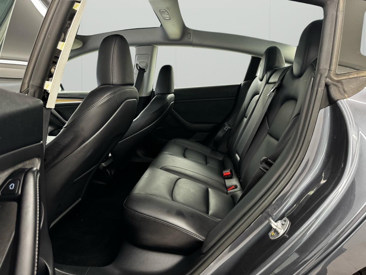 Tesla Model 3 RWD 2023