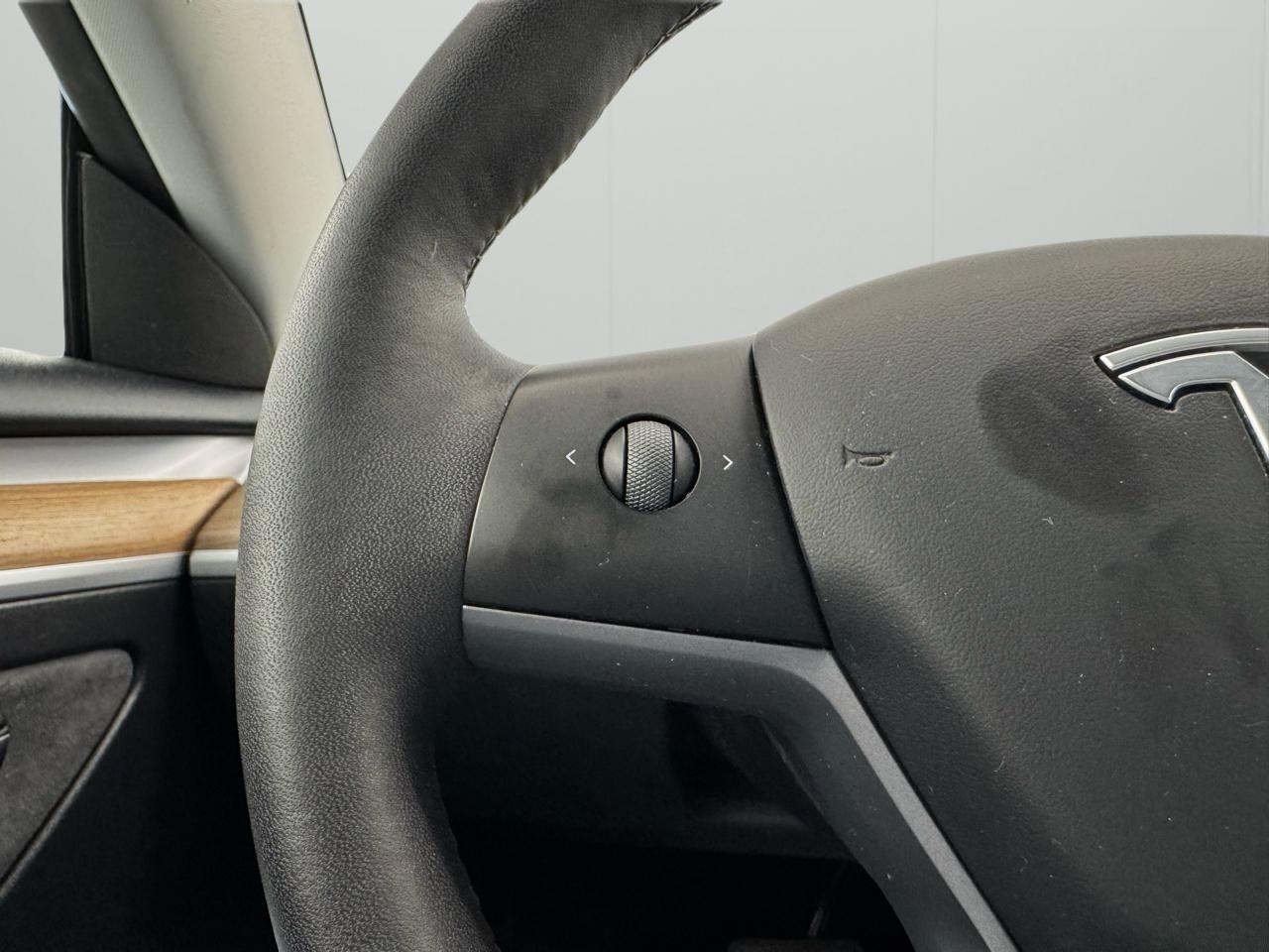 Tesla Model 3 RWD 2023