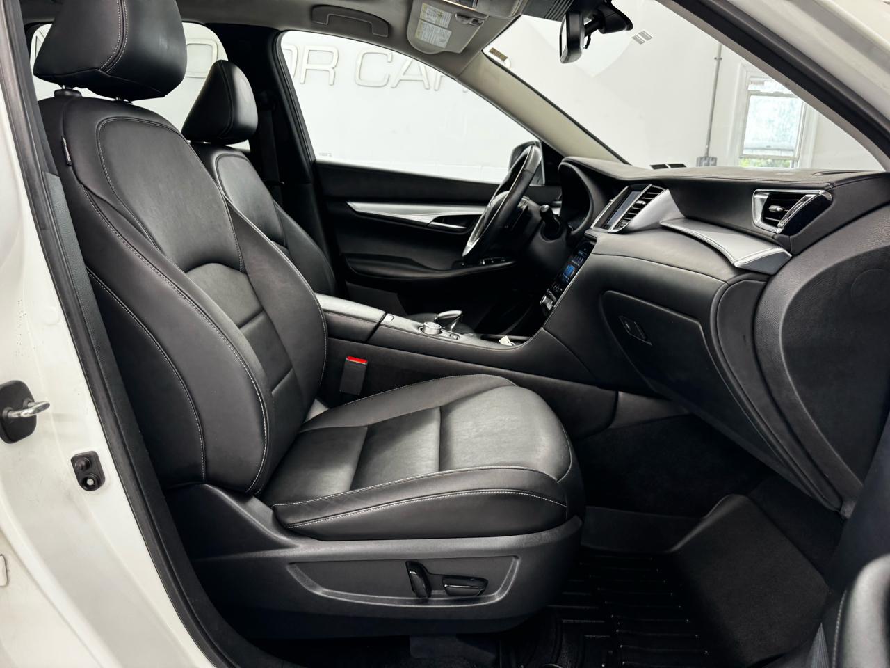 Infiniti QX50 LUXE AWD 2020