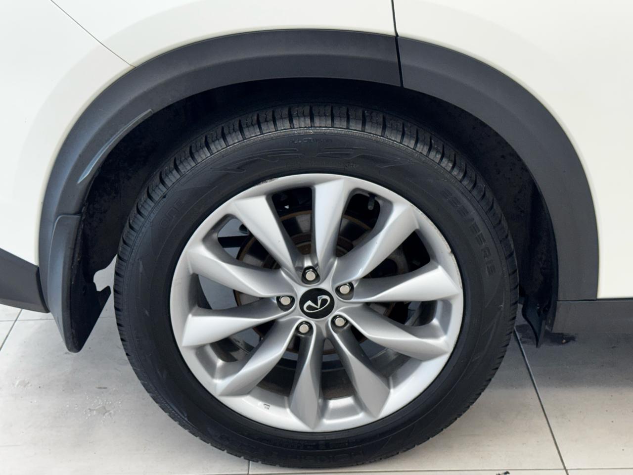 Infiniti QX50 LUXE AWD 2020