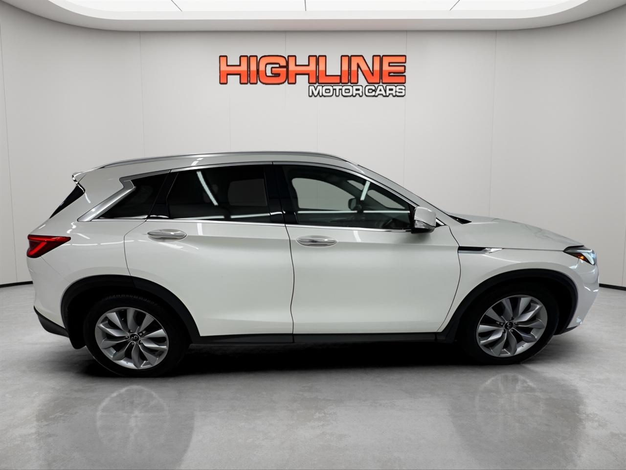 Infiniti QX50 LUXE AWD 2020