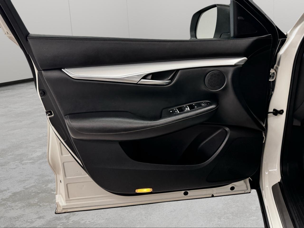 Infiniti QX50 LUXE AWD 2020