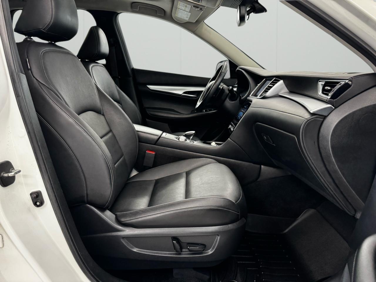 Infiniti QX50 LUXE AWD 2020