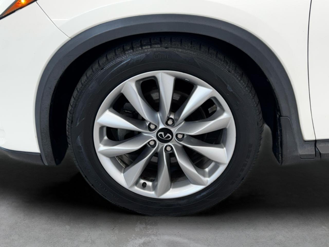 Infiniti QX50 LUXE AWD 2020