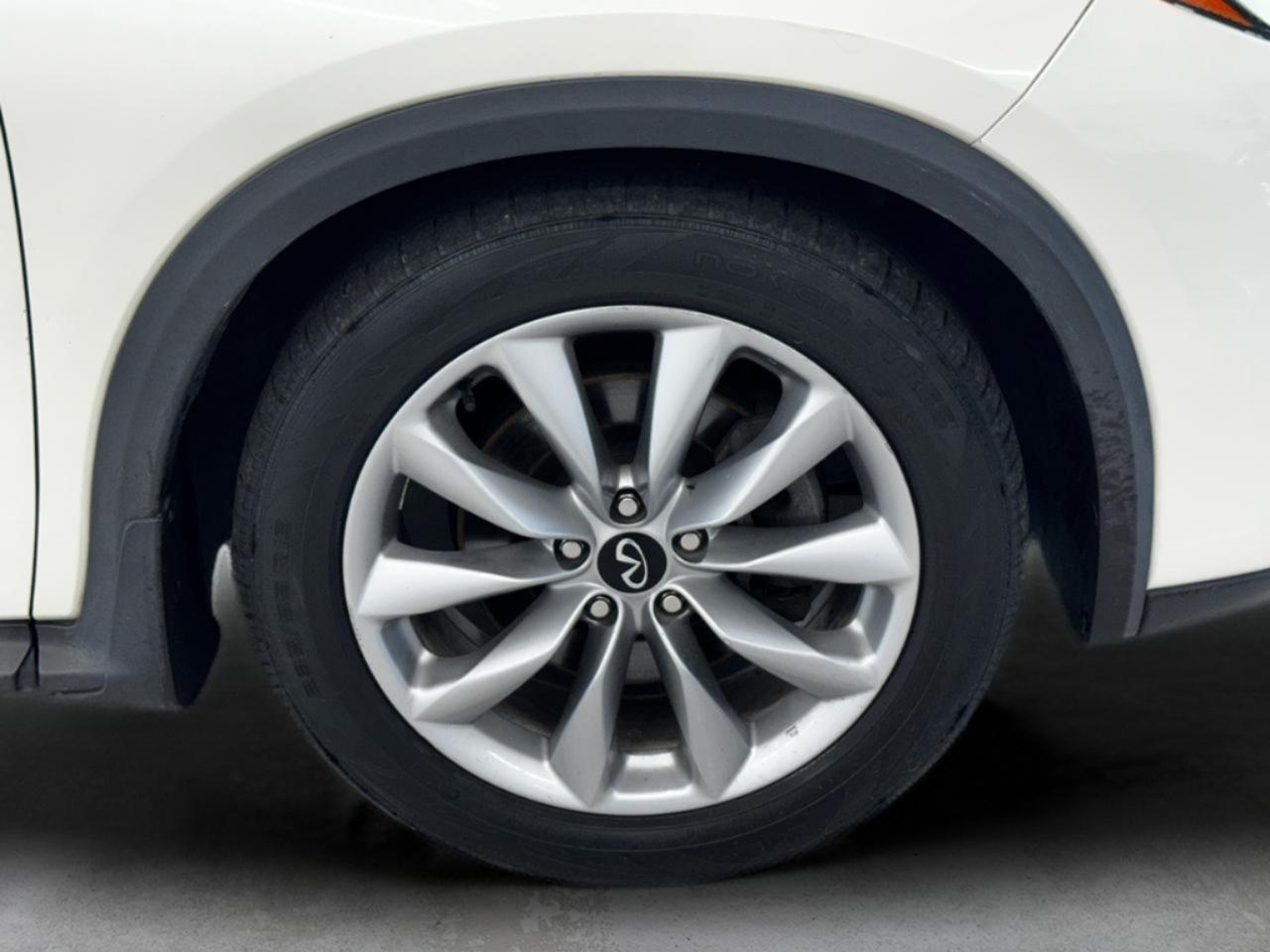 Infiniti QX50 LUXE AWD 2020