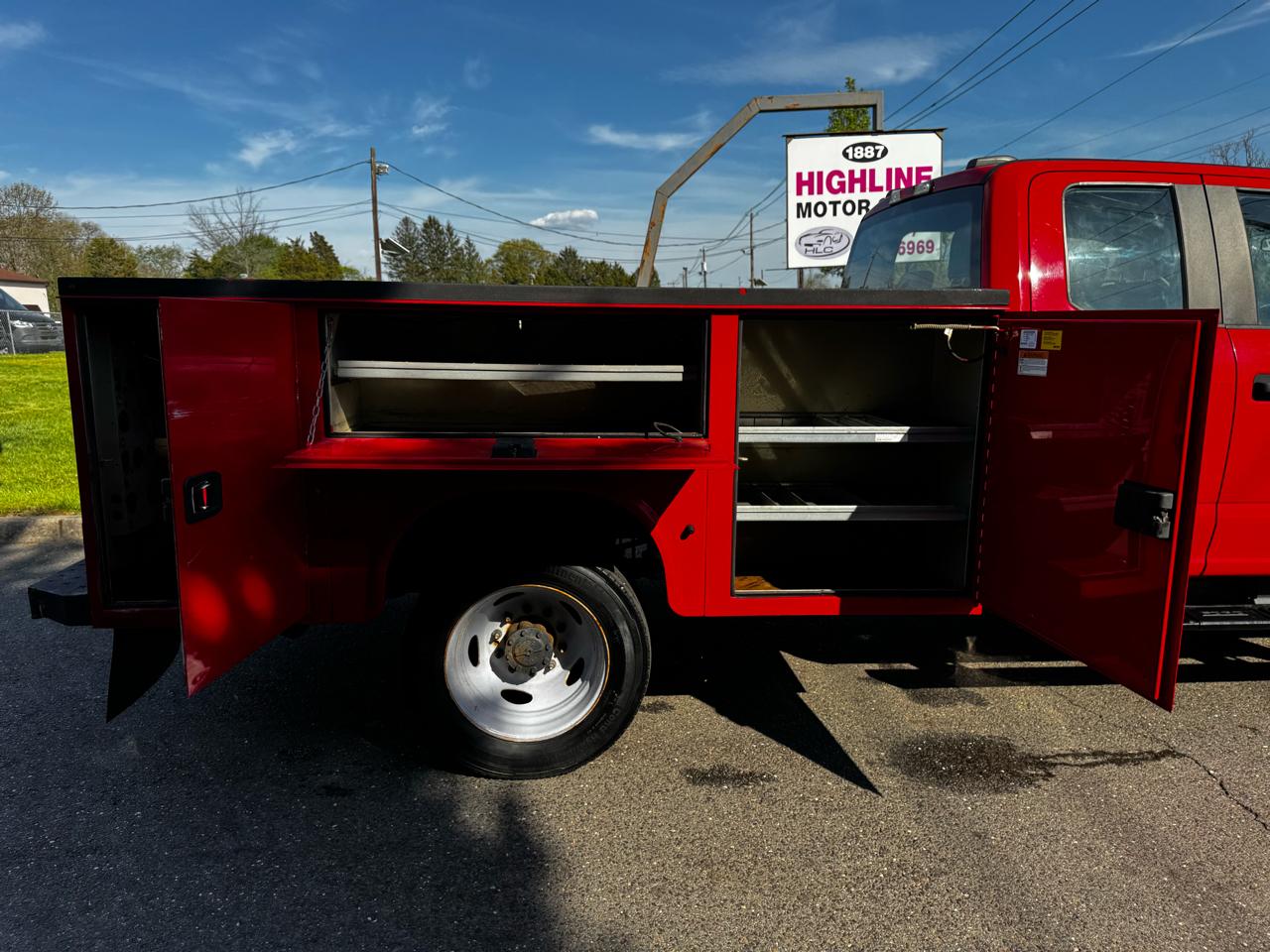 Ford Super Duty F-550 DRW Lariat 4WD SuperCab 168" WB 60" CA 2021