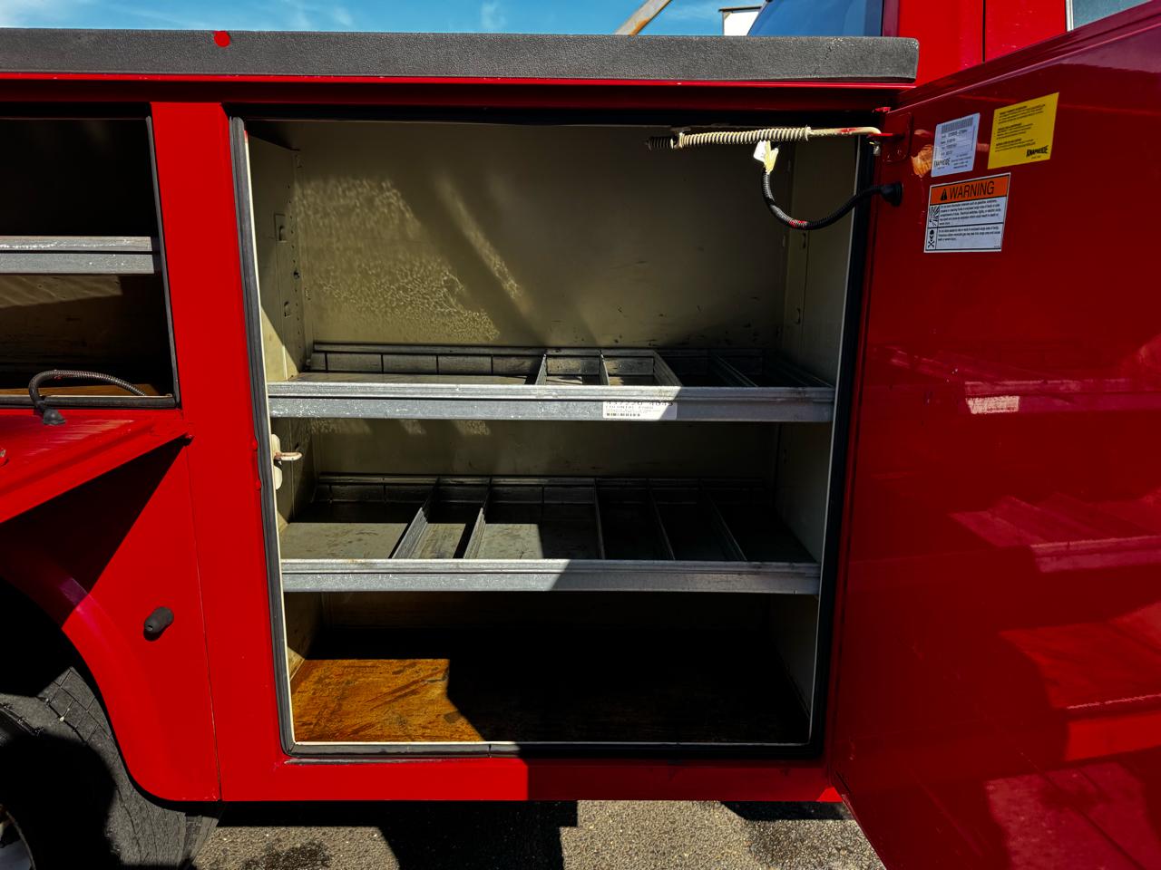 Ford Super Duty F-550 DRW Lariat 4WD SuperCab 168" WB 60" CA 2021