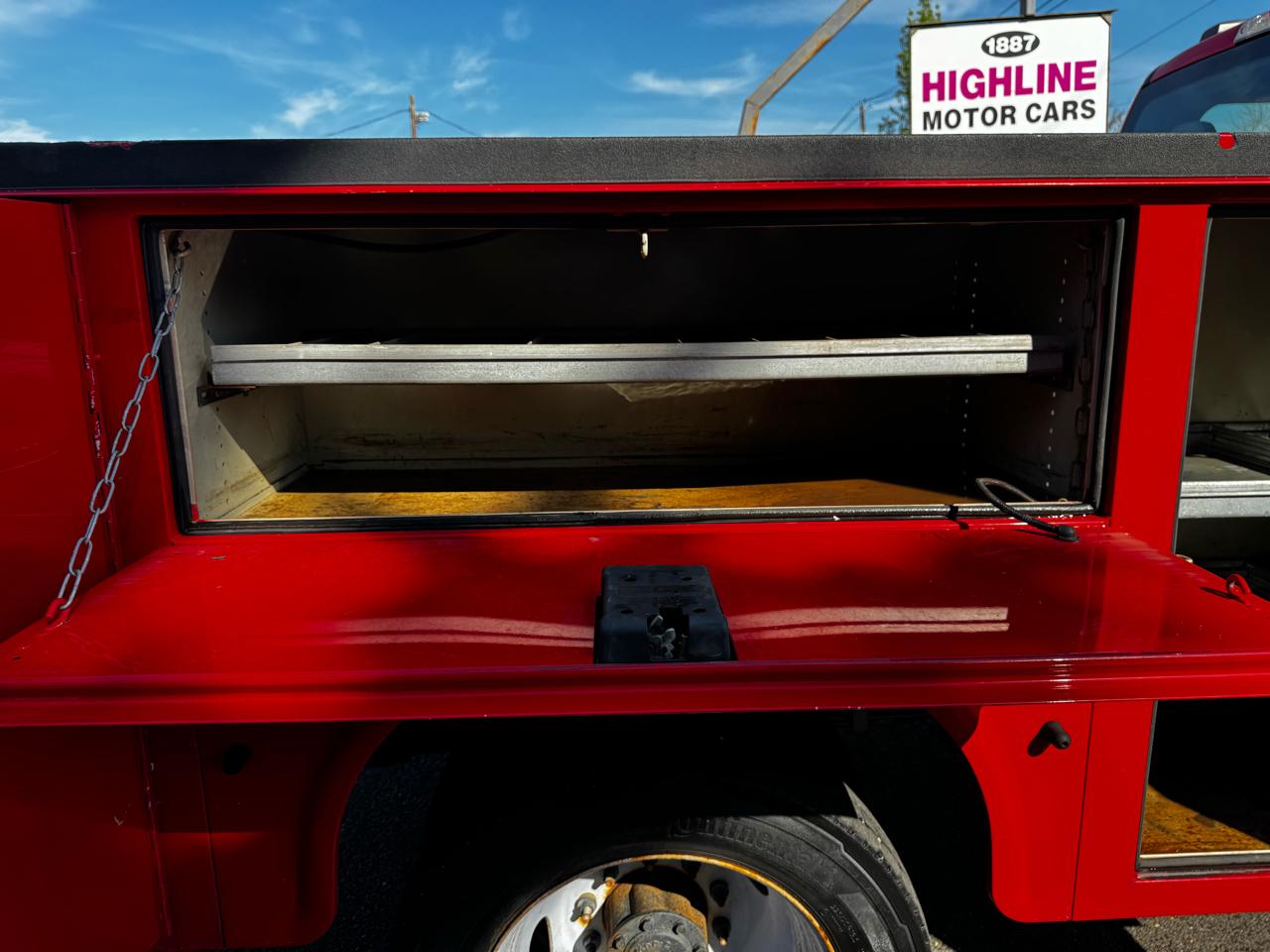 Ford Super Duty F-550 DRW Lariat 4WD SuperCab 168" WB 60" CA 2021