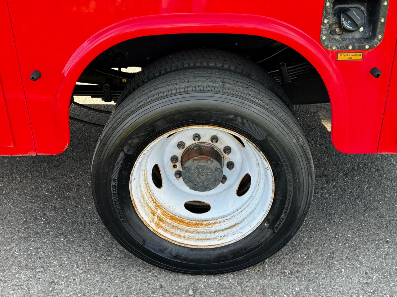 Ford Super Duty F-550 DRW Lariat 4WD SuperCab 168" WB 60" CA 2021