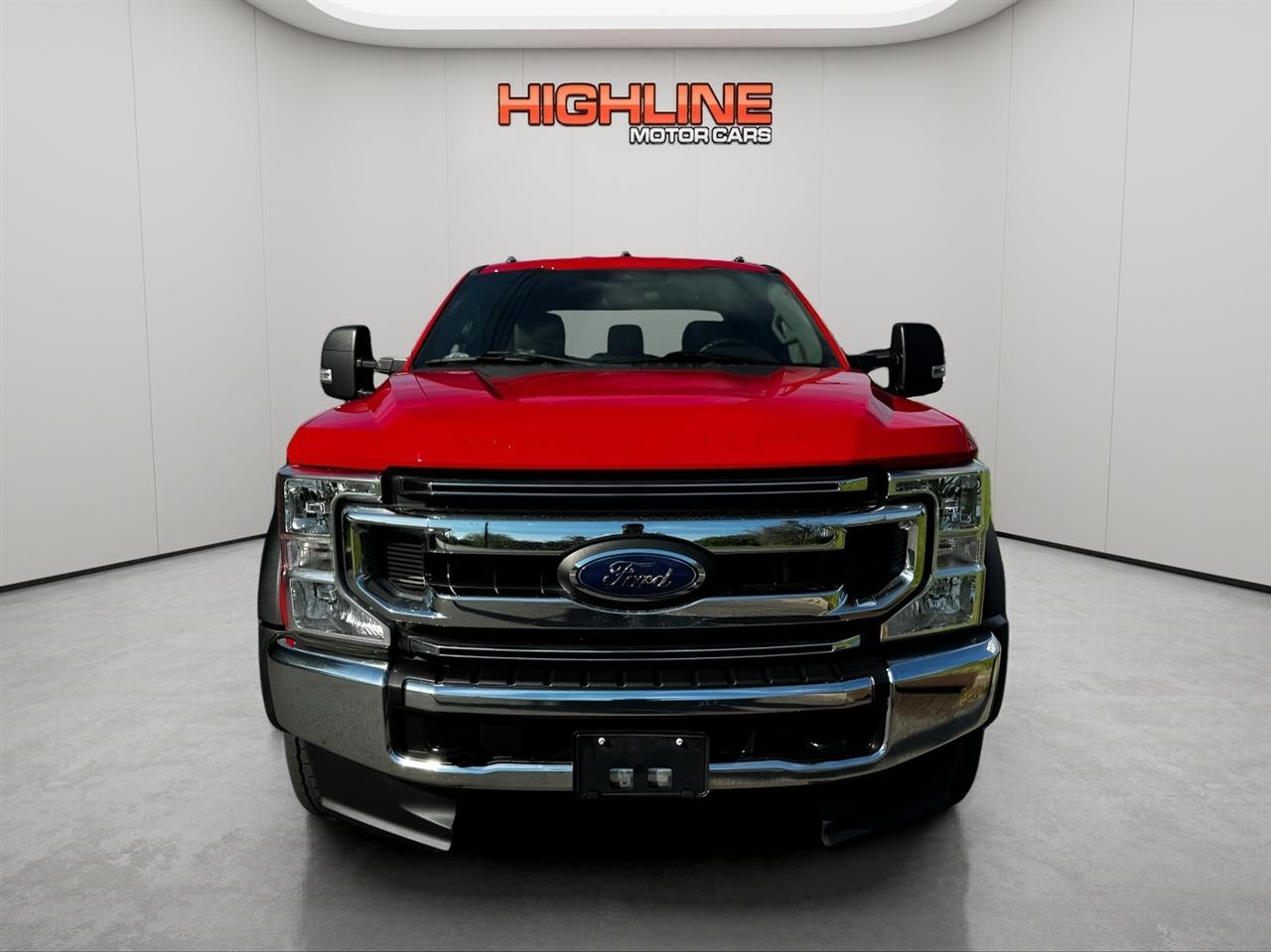 Ford Super Duty F-550 DRW Lariat 4WD SuperCab 168" WB 60" CA 2021