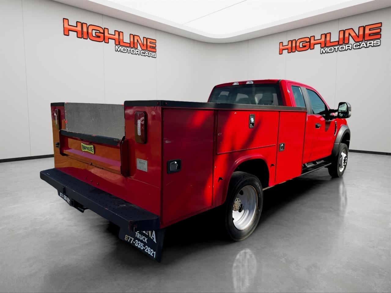 Ford Super Duty F-550 DRW Lariat 4WD SuperCab 168" WB 60" CA 2021