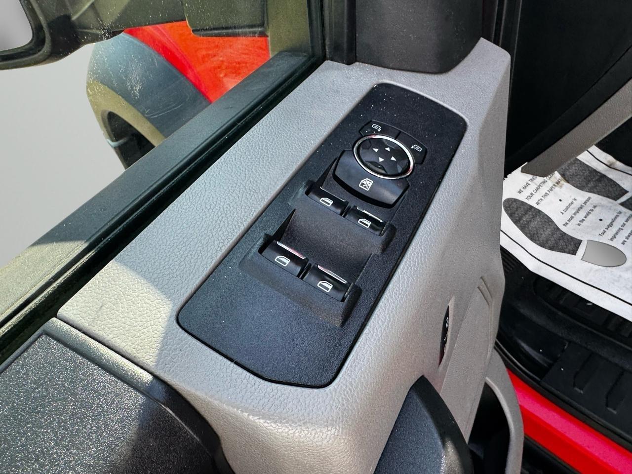 Ford Super Duty F-550 DRW Lariat 4WD SuperCab 168" WB 60" CA 2021