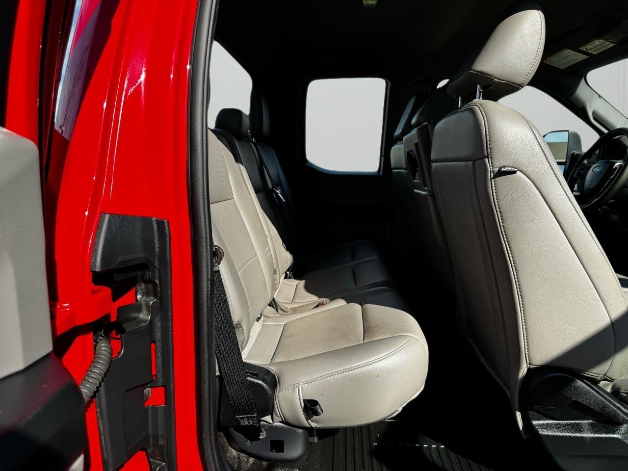 Ford Super Duty F-550 DRW Lariat 4WD SuperCab 168" WB 60" CA 2021