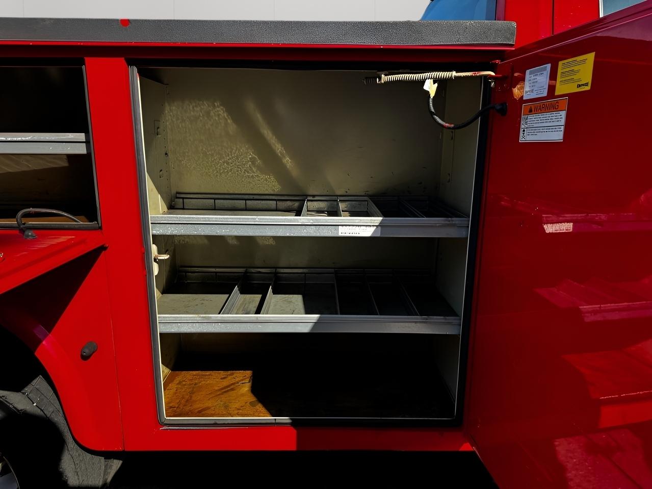 Ford Super Duty F-550 DRW Lariat 4WD SuperCab 168" WB 60" CA 2021