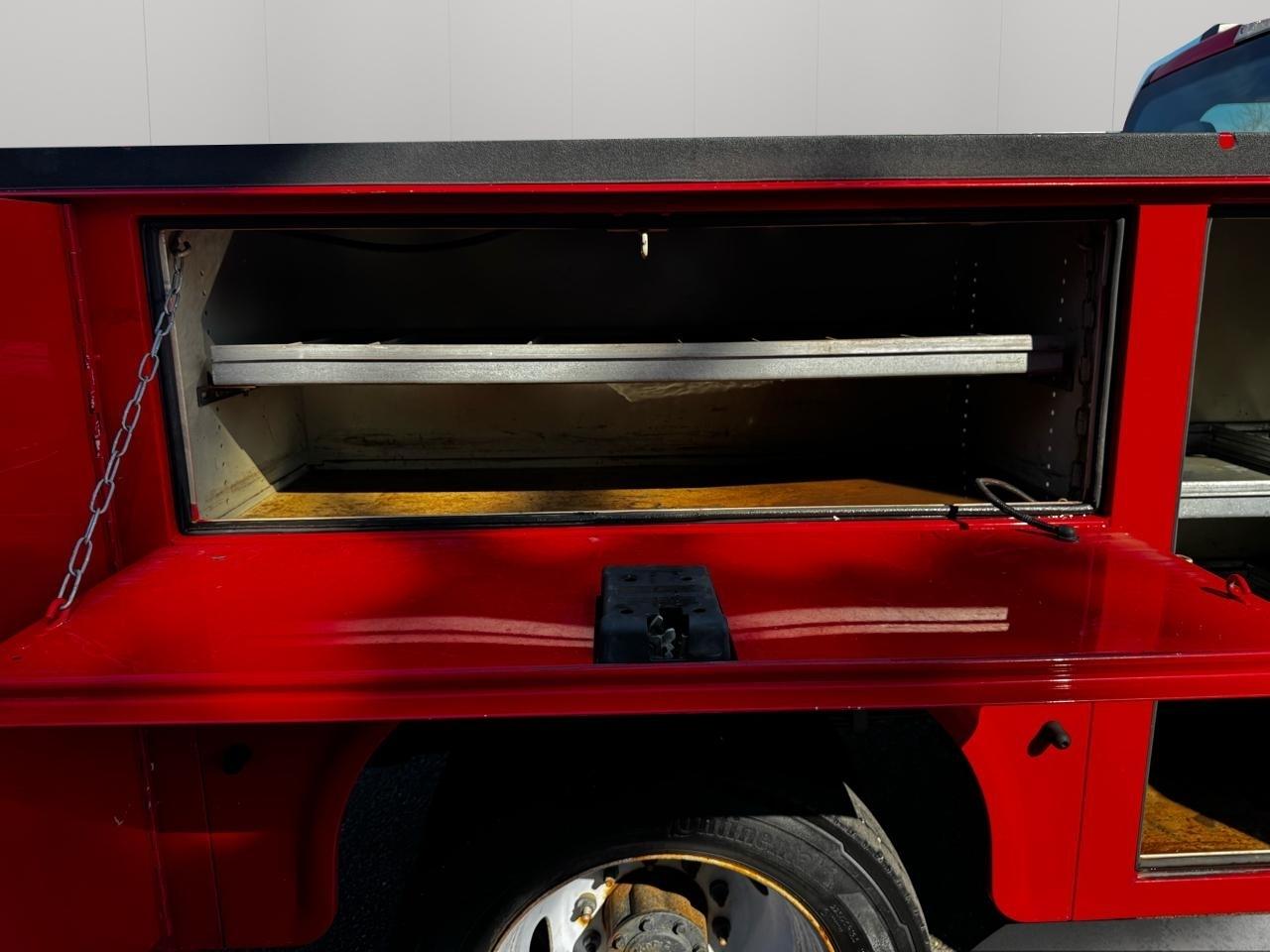 Ford Super Duty F-550 DRW Lariat 4WD SuperCab 168" WB 60" CA 2021