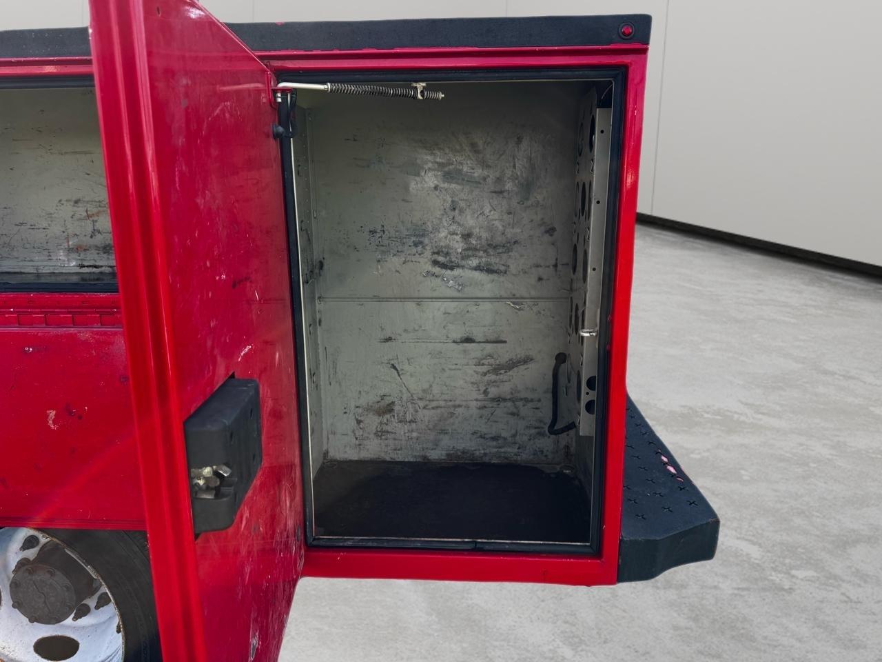 Ford Super Duty F-550 DRW Lariat 4WD SuperCab 168" WB 60" CA 2021