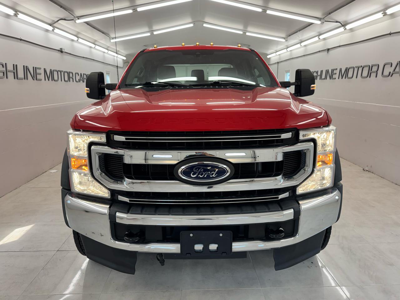 Ford Super Duty F-550 DRW Lariat 4WD SuperCab 168" WB 60" CA 2021