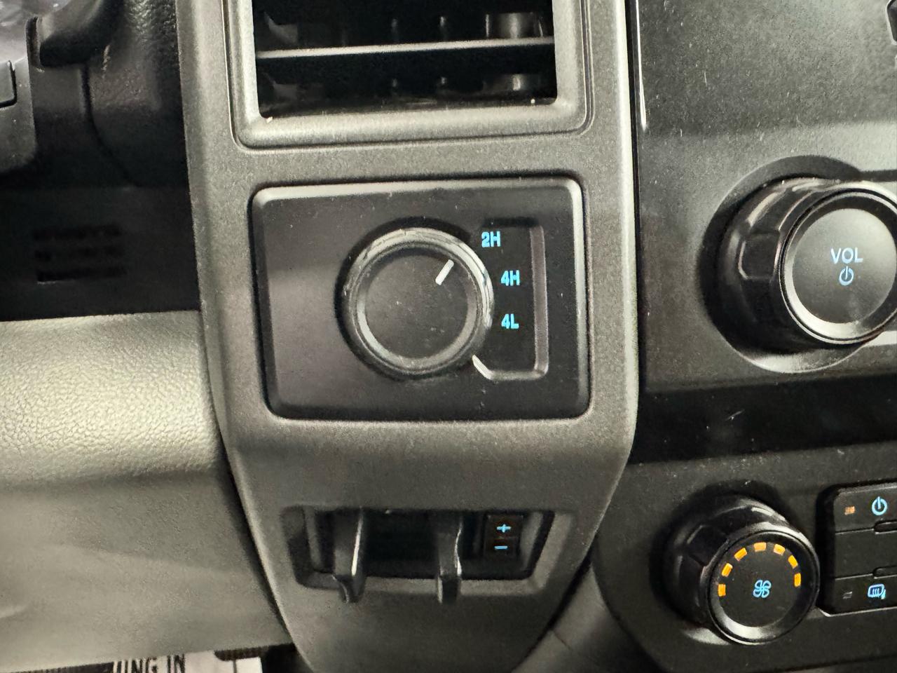 Ford Super Duty F-550 DRW Lariat 4WD SuperCab 168" WB 60" CA 2021