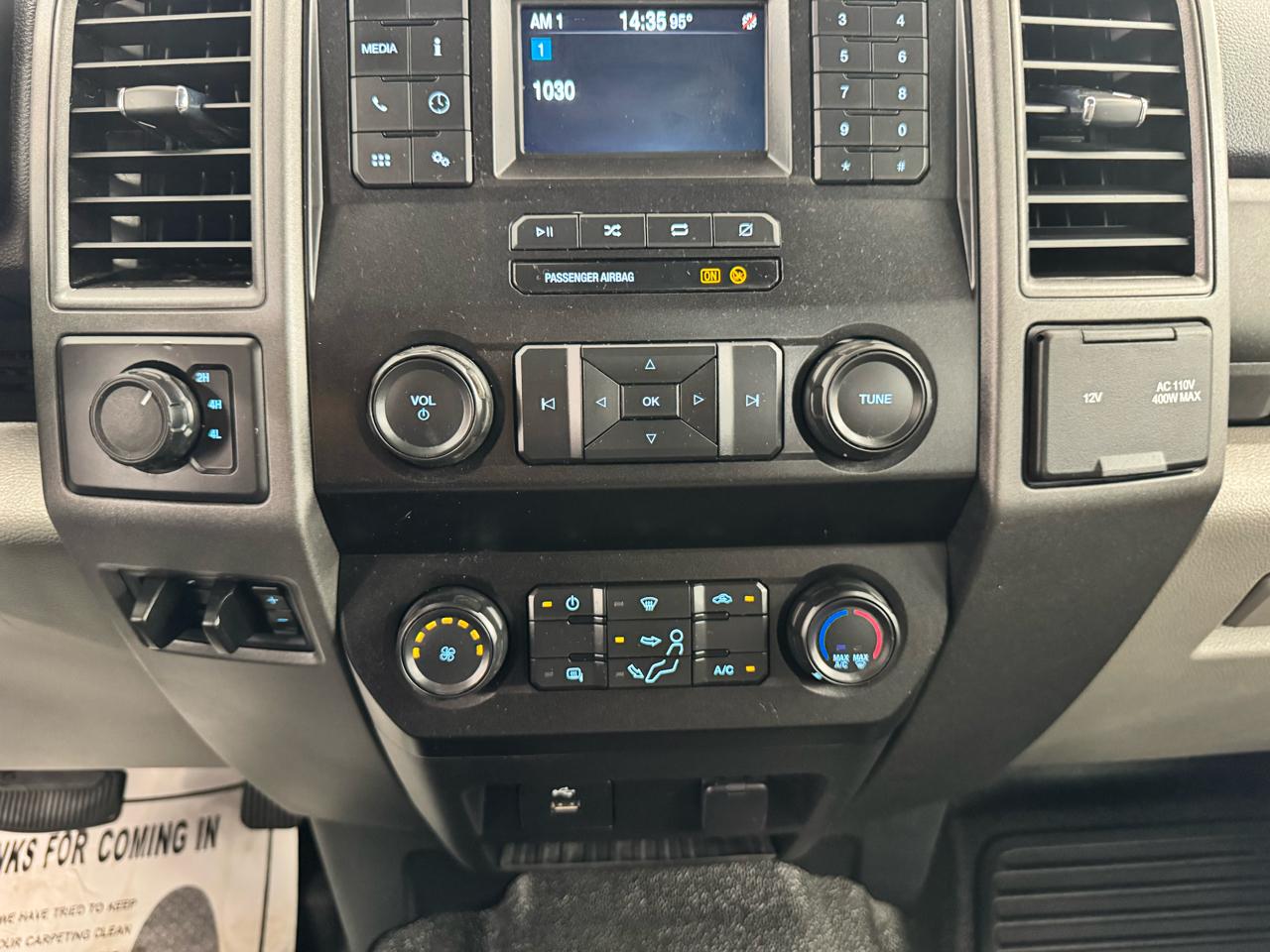 Ford Super Duty F-550 DRW Lariat 4WD SuperCab 168" WB 60" CA 2021