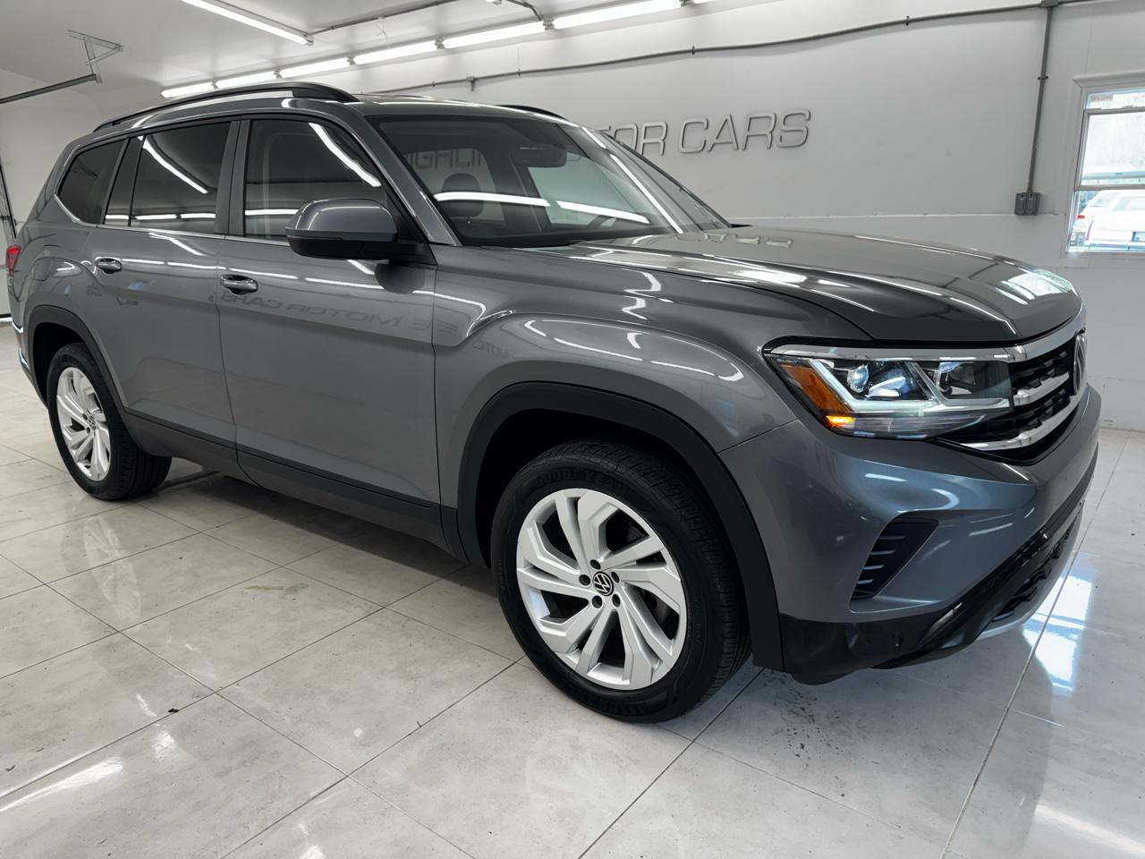 Volkswagen Atlas 3.6L V6 SE w/Technology 4MOTION 2022