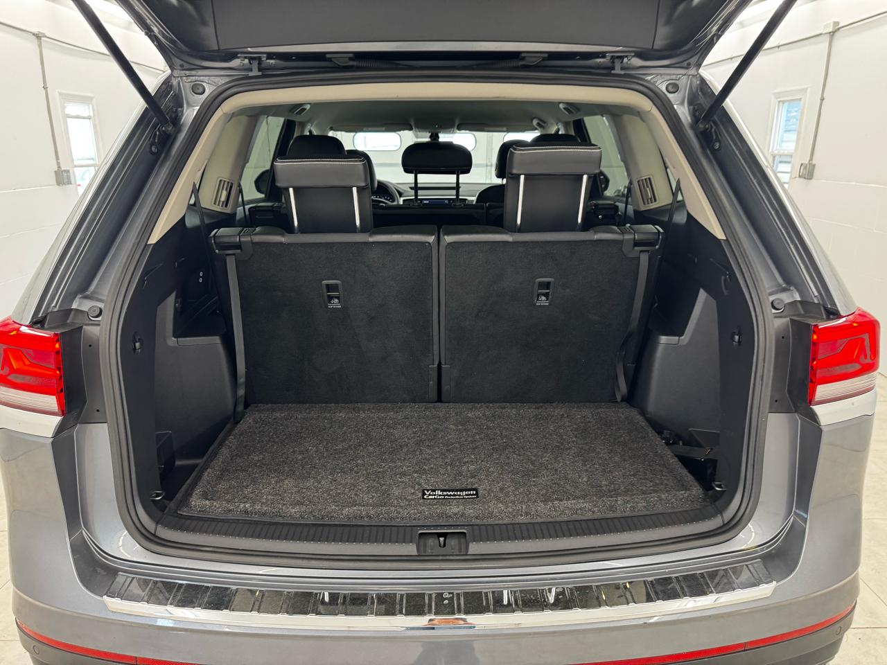 Volkswagen Atlas 3.6L V6 SE w/Technology 4MOTION 2022