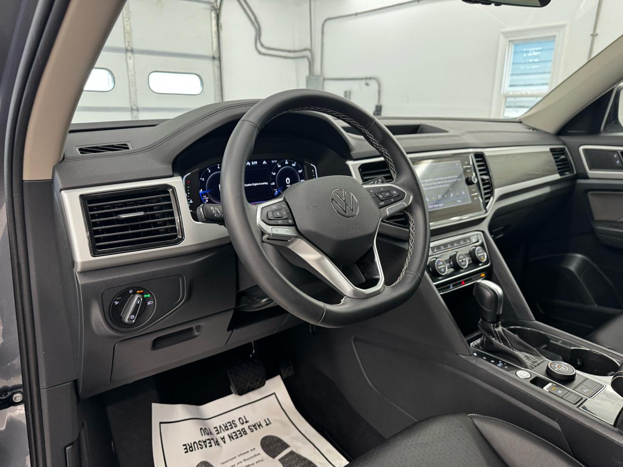 Volkswagen Atlas 3.6L V6 SE w/Technology 4MOTION 2022