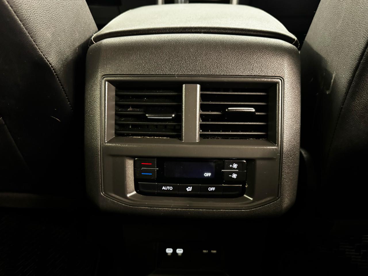 Volkswagen Atlas 3.6L V6 SE w/Technology 4MOTION 2022