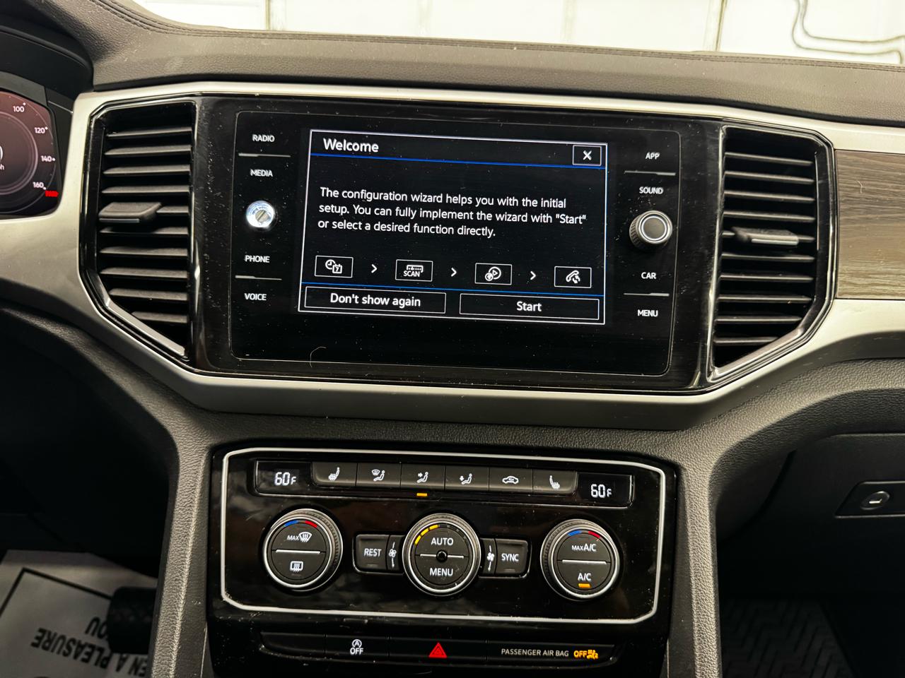 Volkswagen Atlas 3.6L V6 SE w/Technology 4MOTION 2022