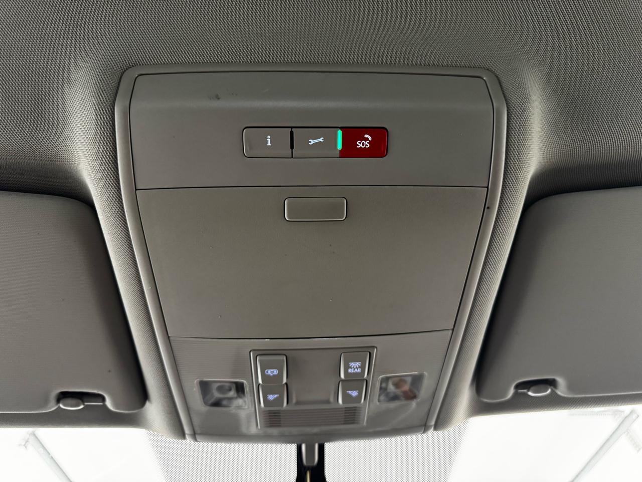 Volkswagen Atlas 3.6L V6 SE w/Technology 4MOTION 2022