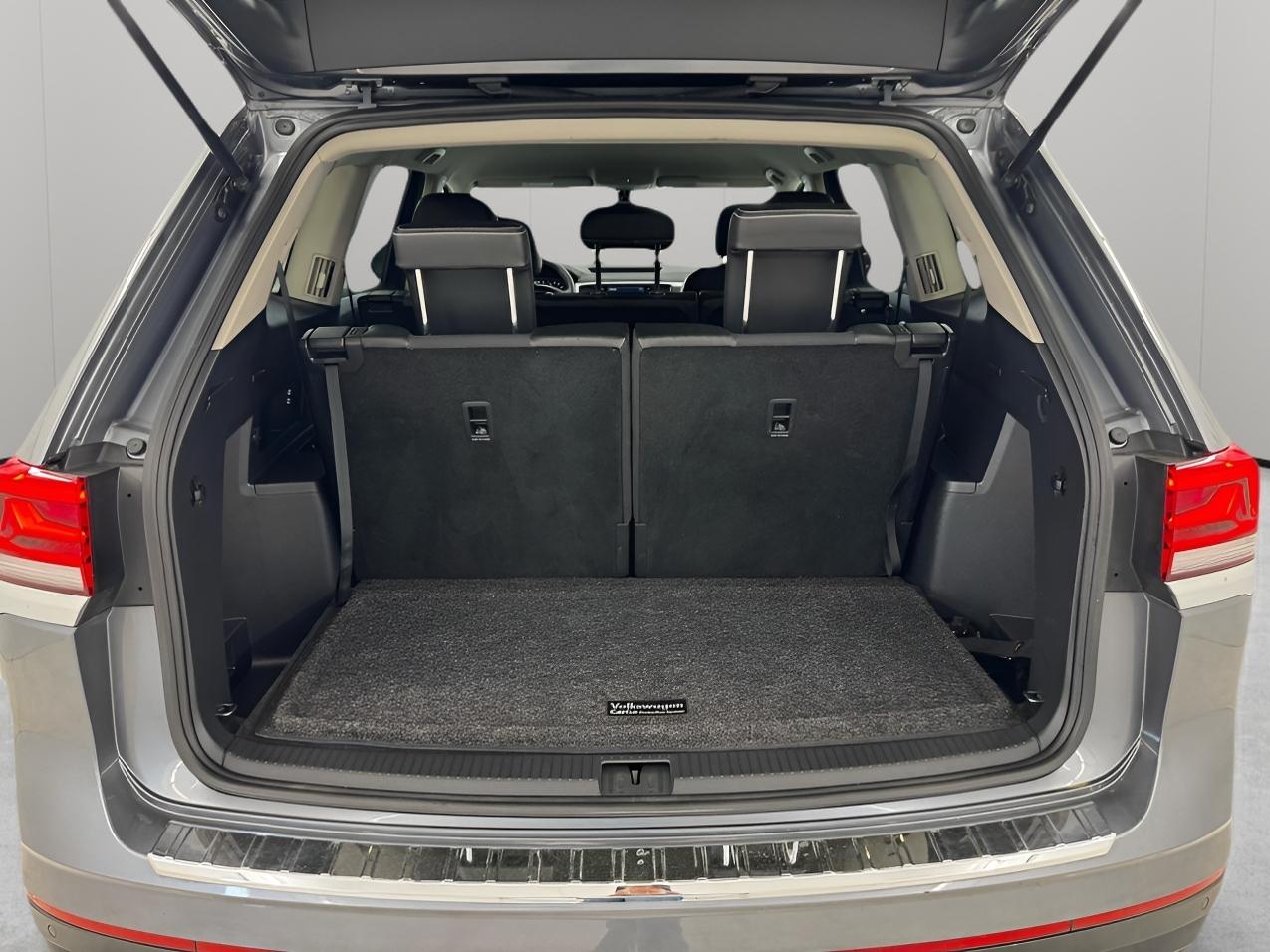 Volkswagen Atlas 3.6L V6 SE w/Technology 4MOTION 2022