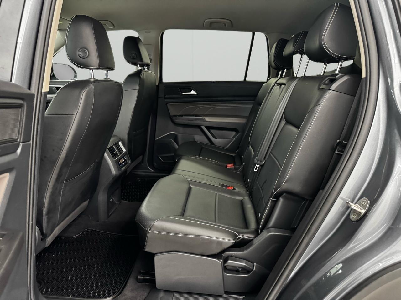 Volkswagen Atlas 3.6L V6 SE w/Technology 4MOTION 2022