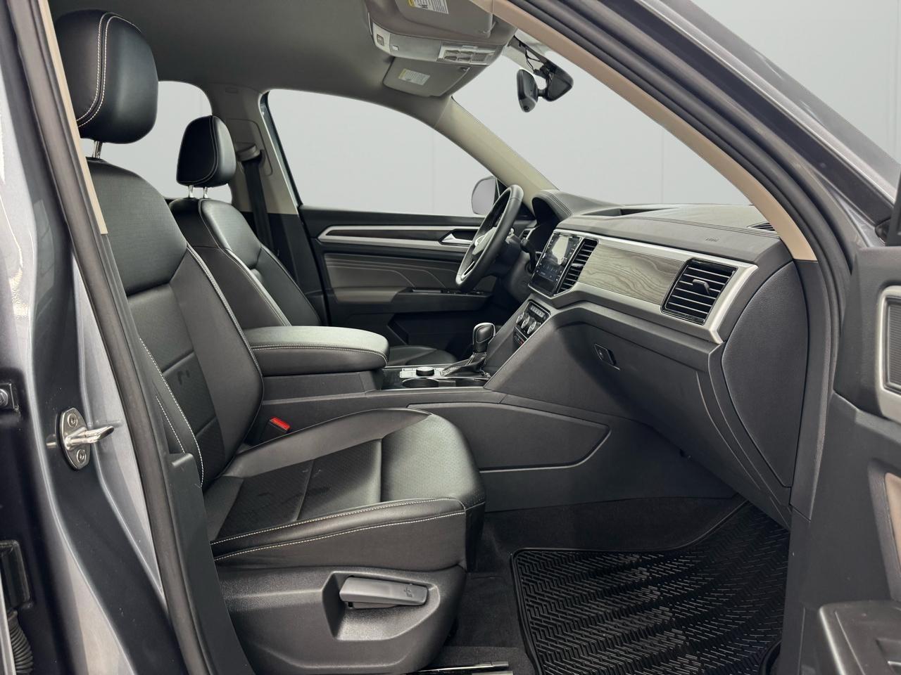 Volkswagen Atlas 3.6L V6 SE w/Technology 4MOTION 2022