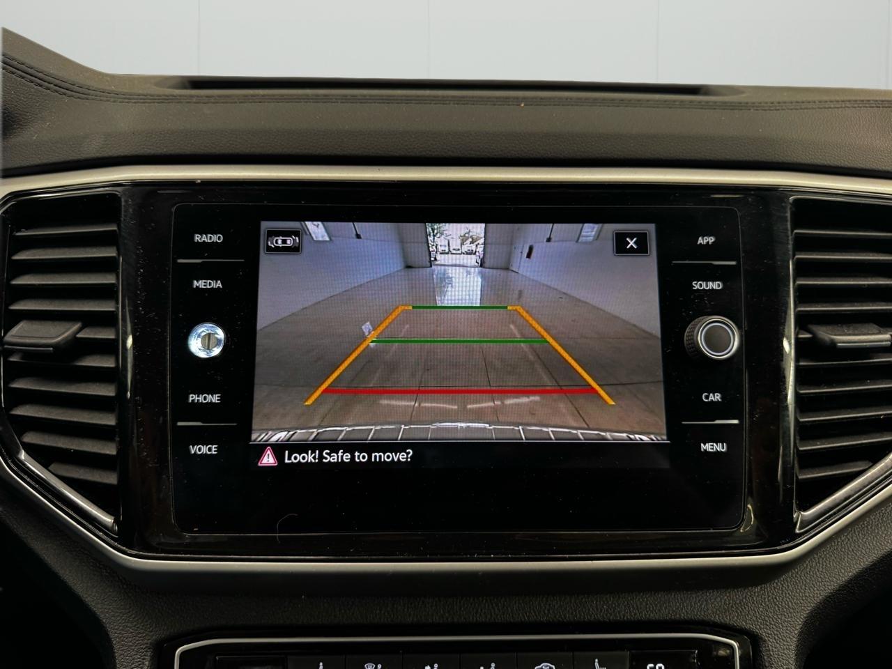 Volkswagen Atlas 3.6L V6 SE w/Technology 4MOTION 2022