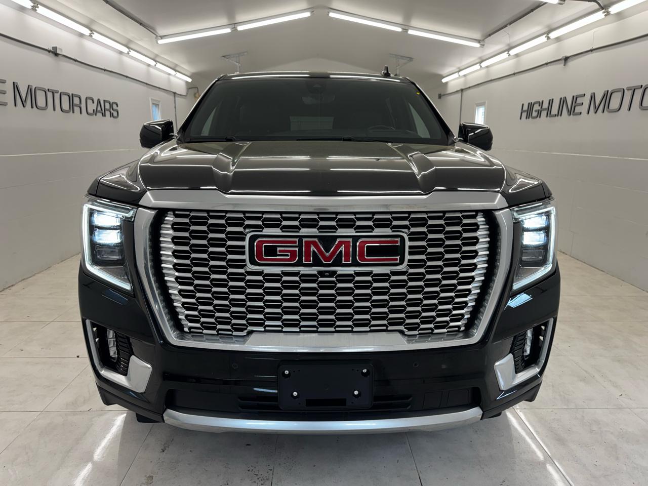 GMC Yukon XL 4WD 4dr Denali 2022