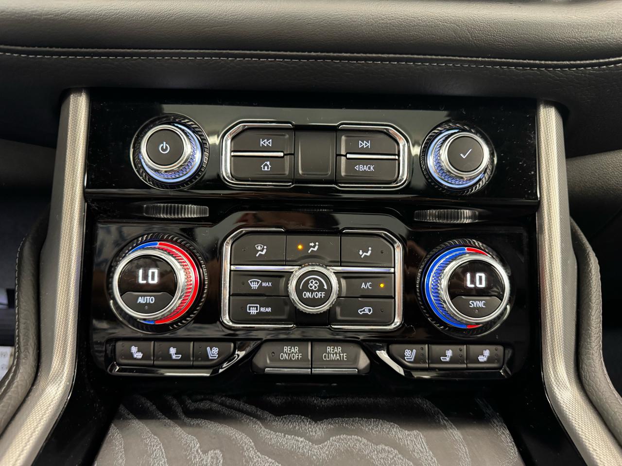 GMC Yukon XL 4WD 4dr Denali 2022