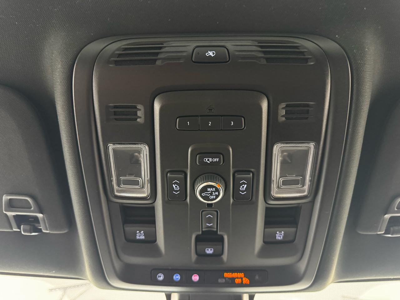 GMC Yukon XL 4WD 4dr Denali 2022