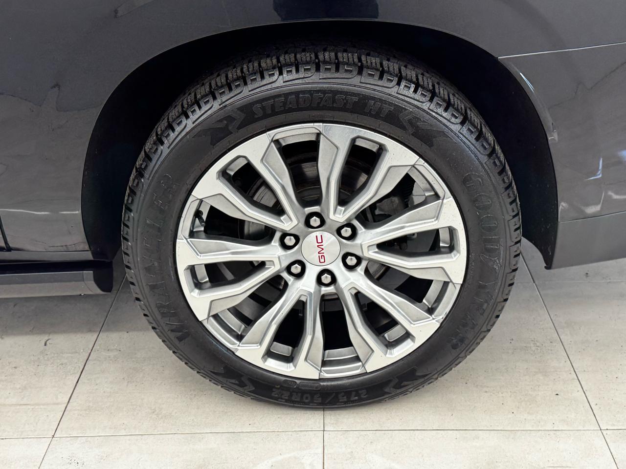 GMC Yukon XL 4WD 4dr Denali 2022