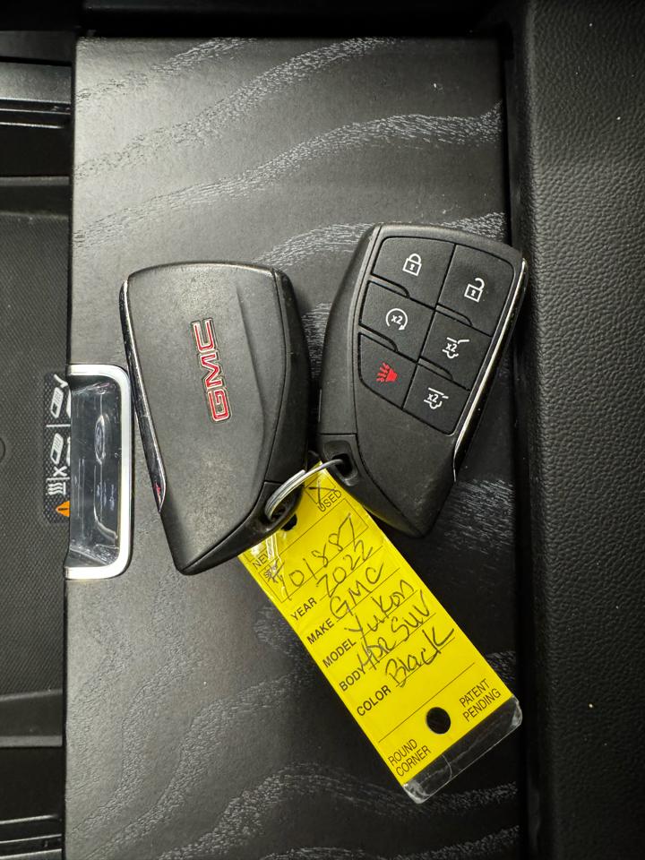 GMC Yukon XL 4WD 4dr Denali 2022