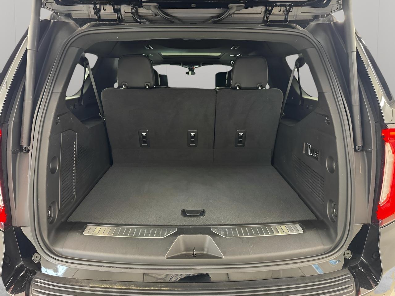 GMC Yukon XL 4WD 4dr Denali 2022